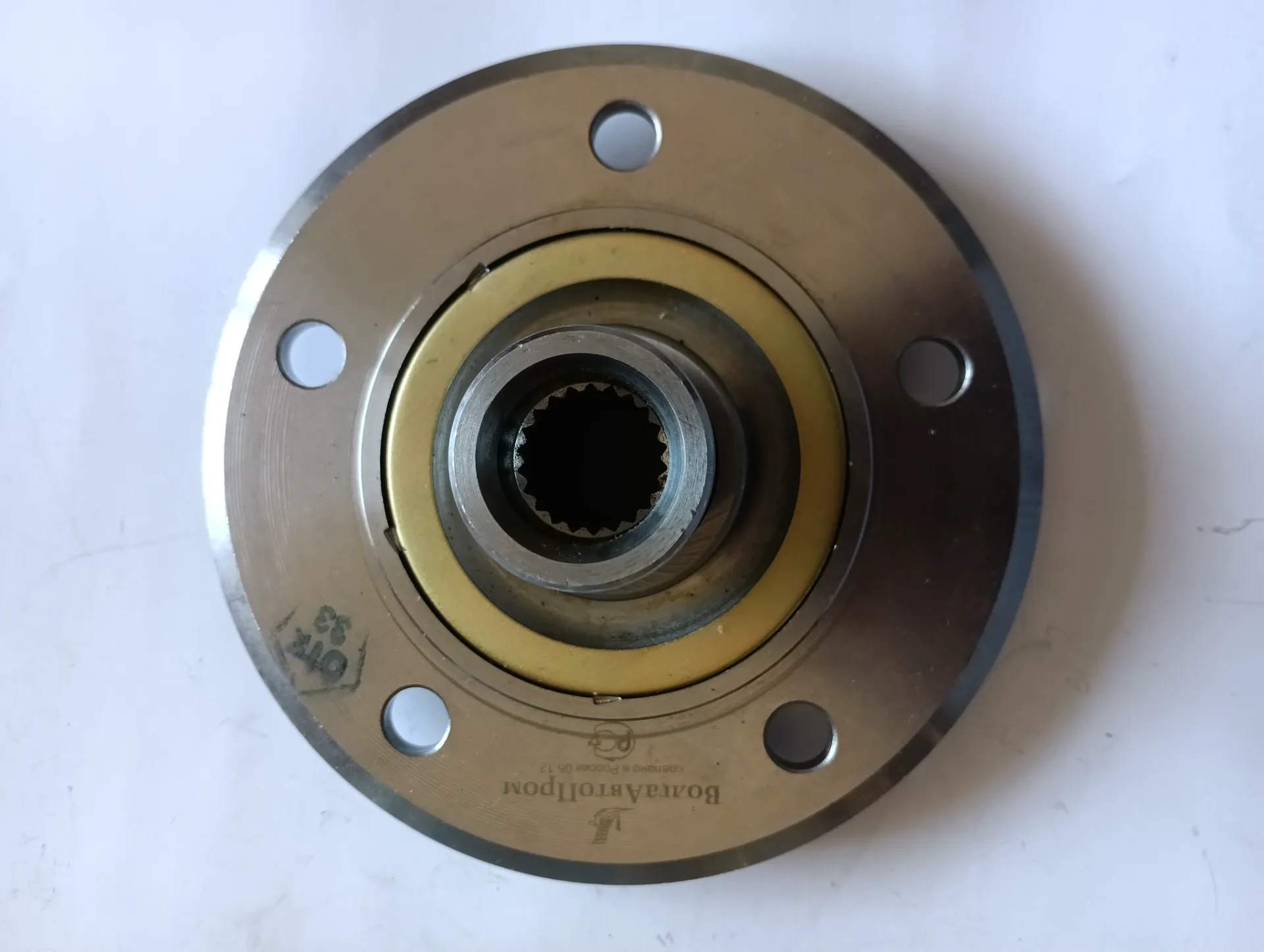 Ступица ВАЗ-2121 передняя 2