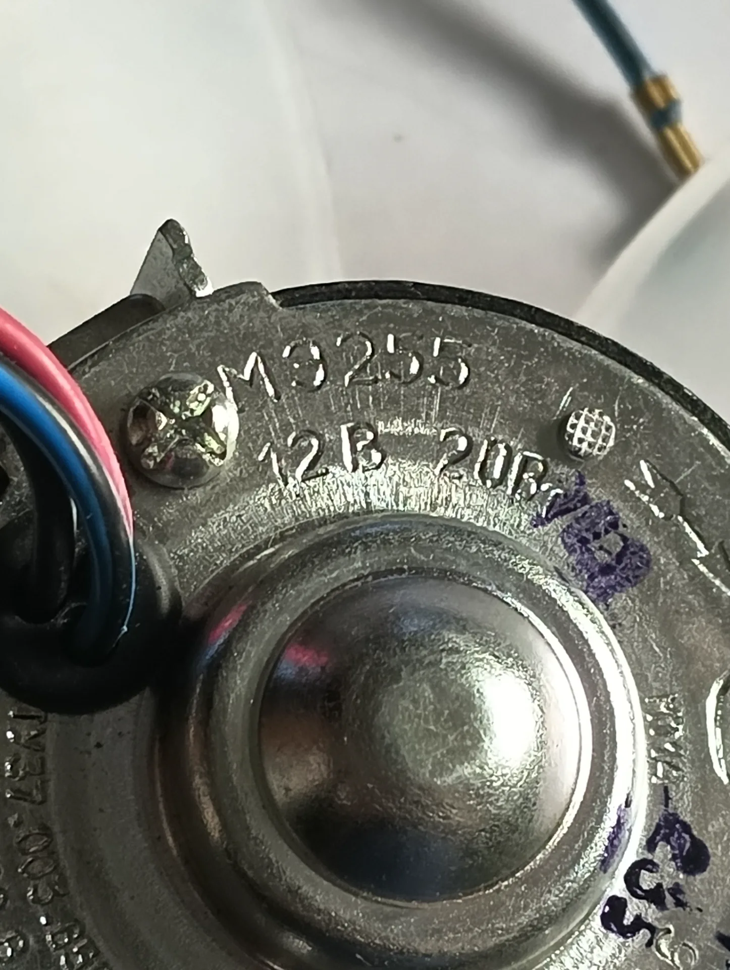 Мотор отопителя Ваз-2101 (с подшипником и крыльчаткой) 3