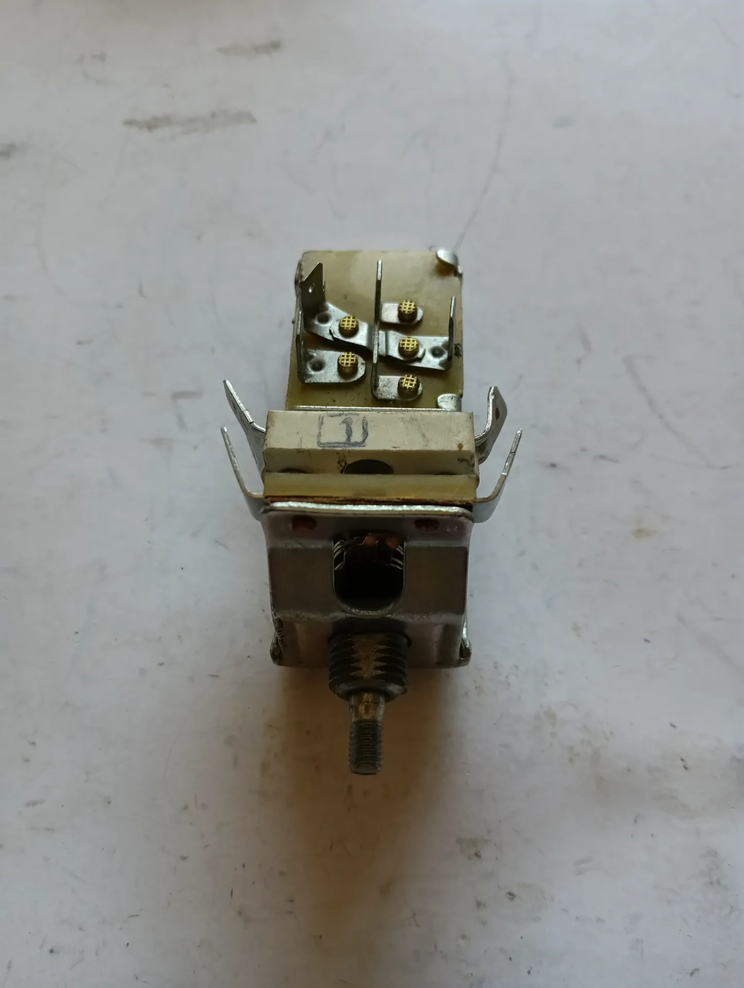 Переключатель света центральный УАЗ ГАЗ 4х контакт