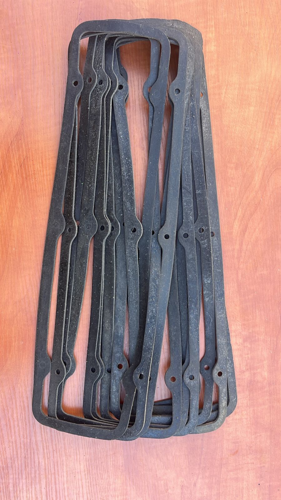 Прокладка клапанной крышки Газ 24, УАЗ резинопробка 2