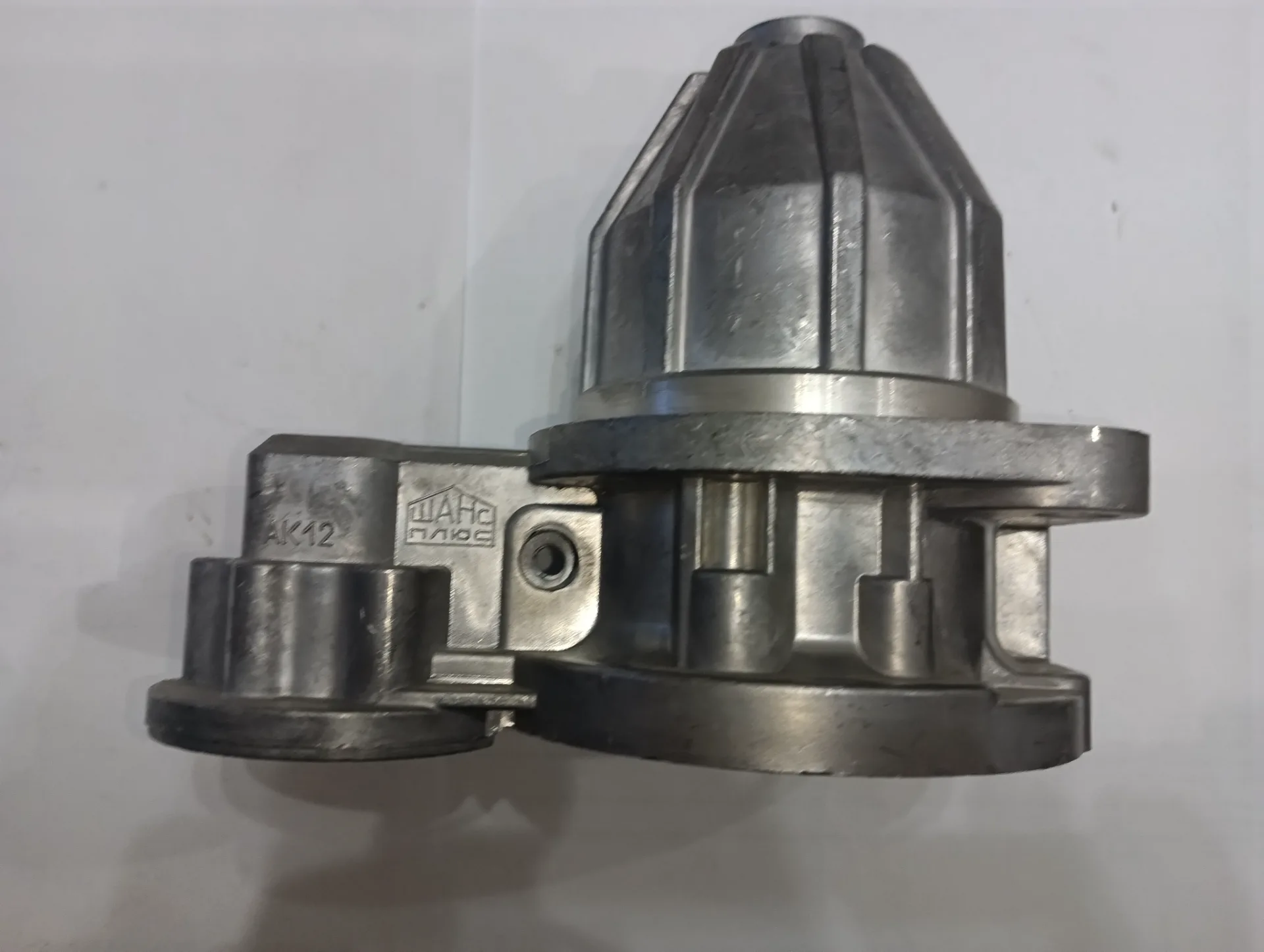 Крышка стартера мал Уаз (3 болта) 2