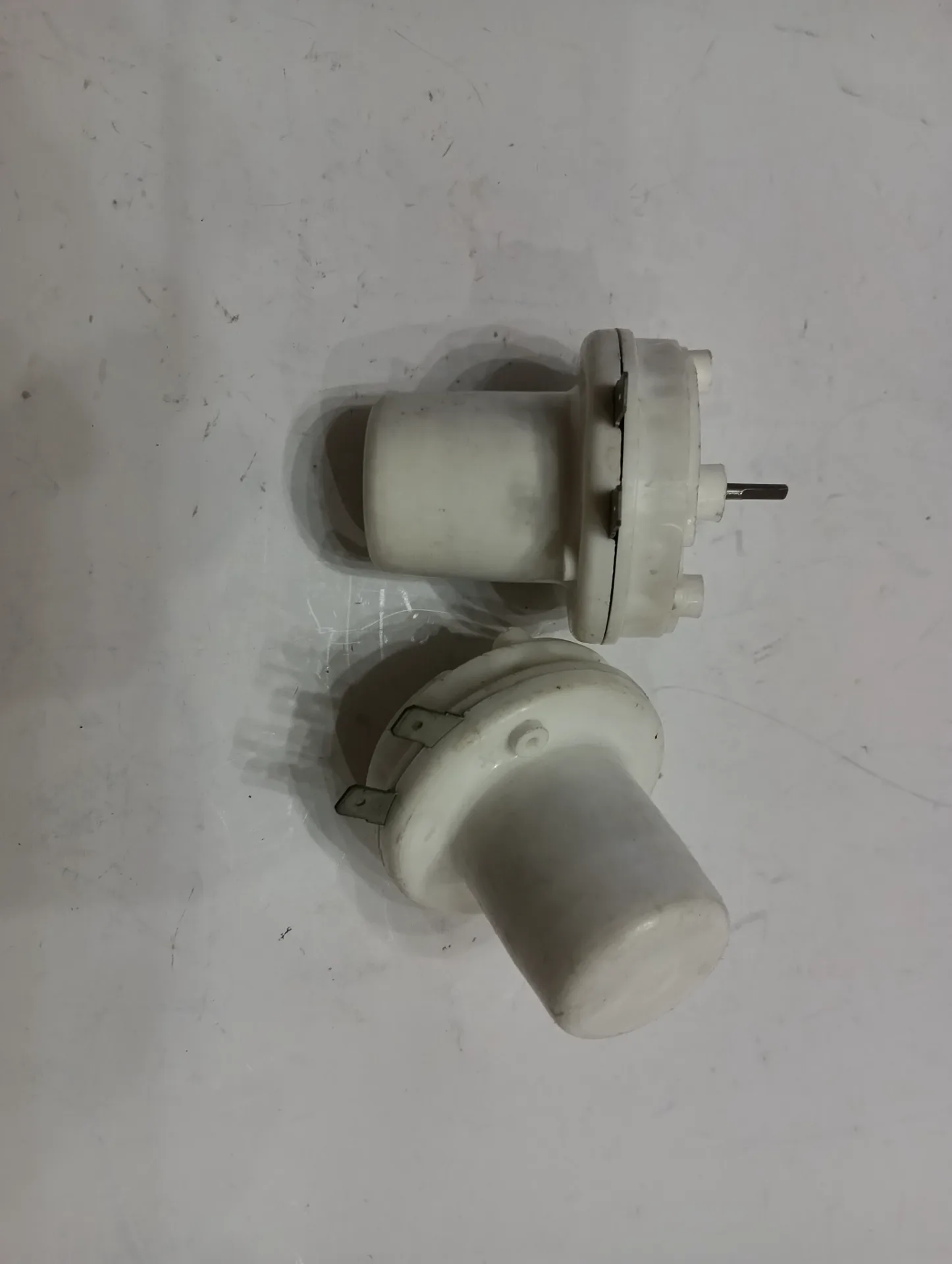 Мотор омывателя 12 вольт 2