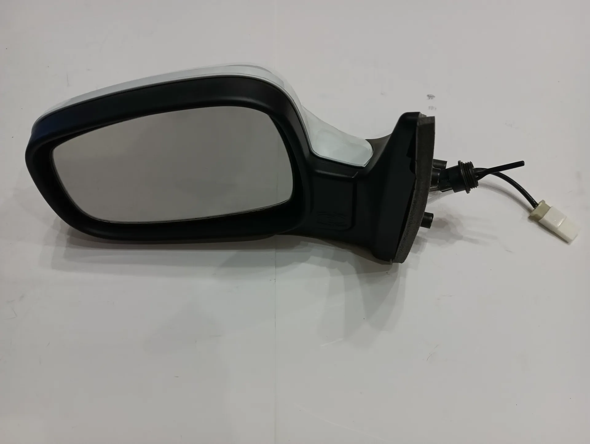 Зеркало ГАЗ-31105 н/о руч/пр с повт 2