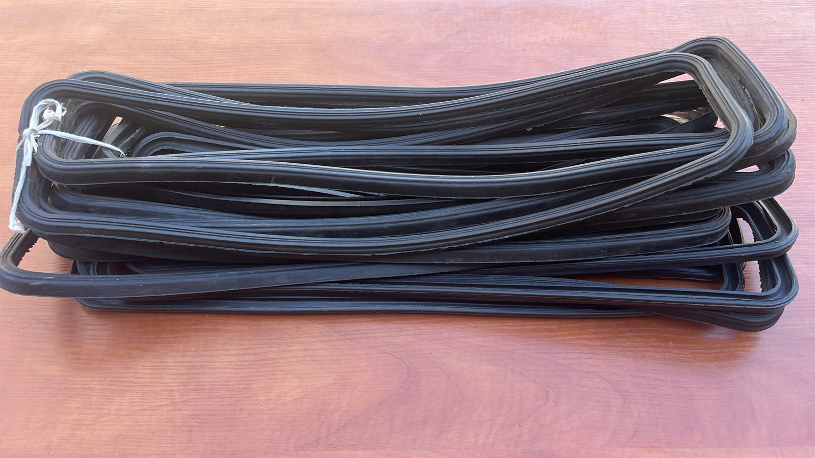 Прокладка клапанной крышки ГАЗ-53 черная 2