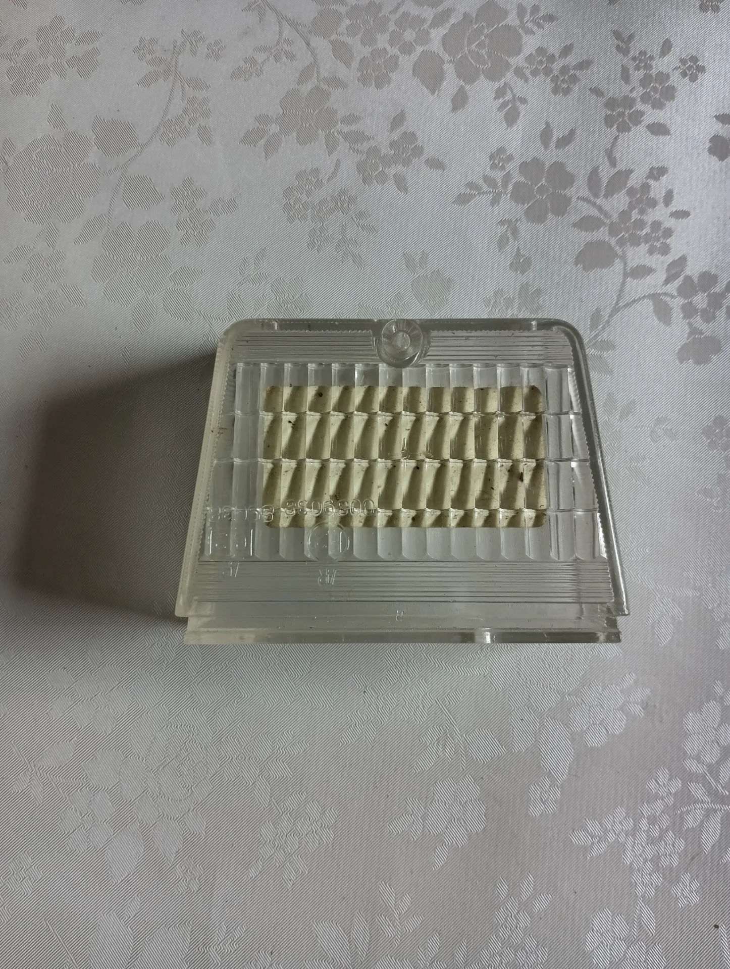 Стекло Газ-24 фонаря заднего хода ФП120