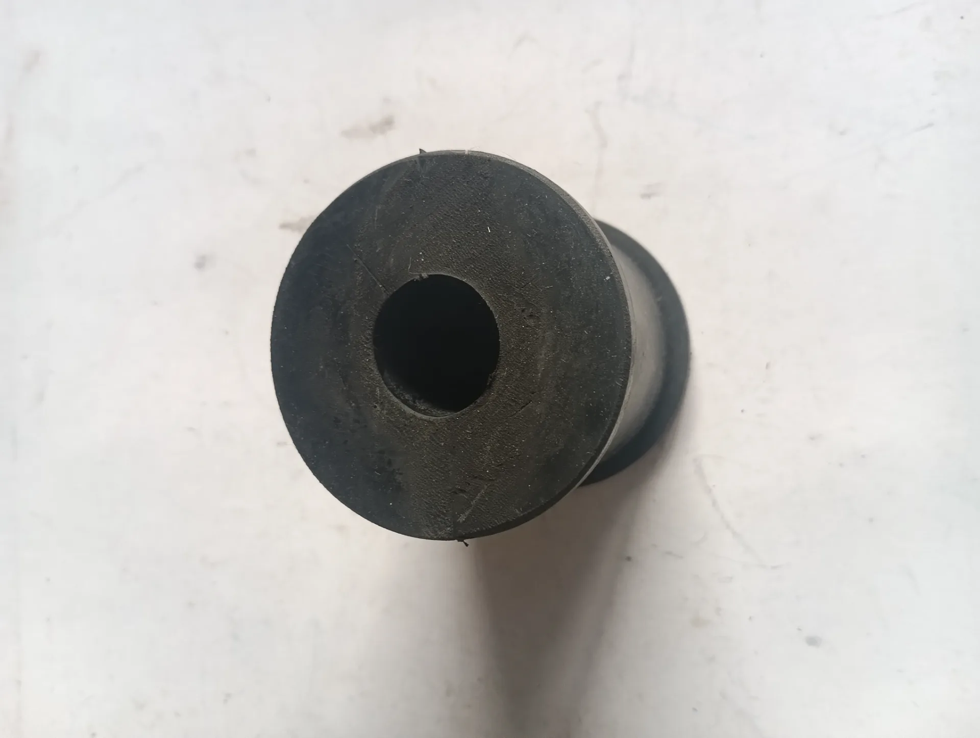 Втулка Газель стабилизатора задн большая 2