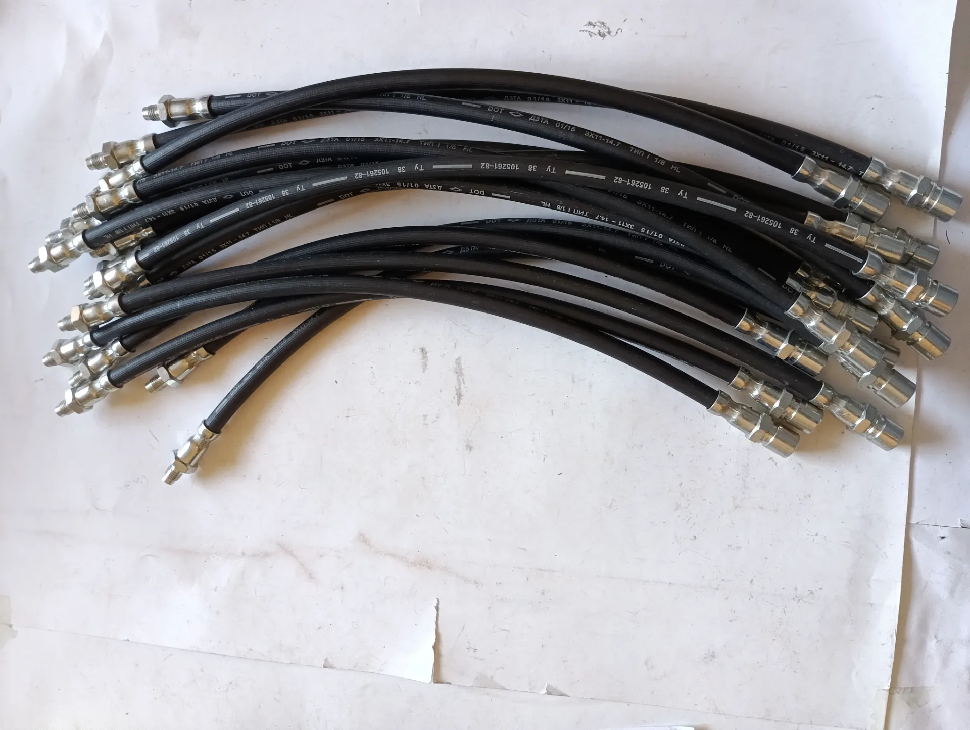 Шланг ГАЗ-24 10 тормозной передний 4