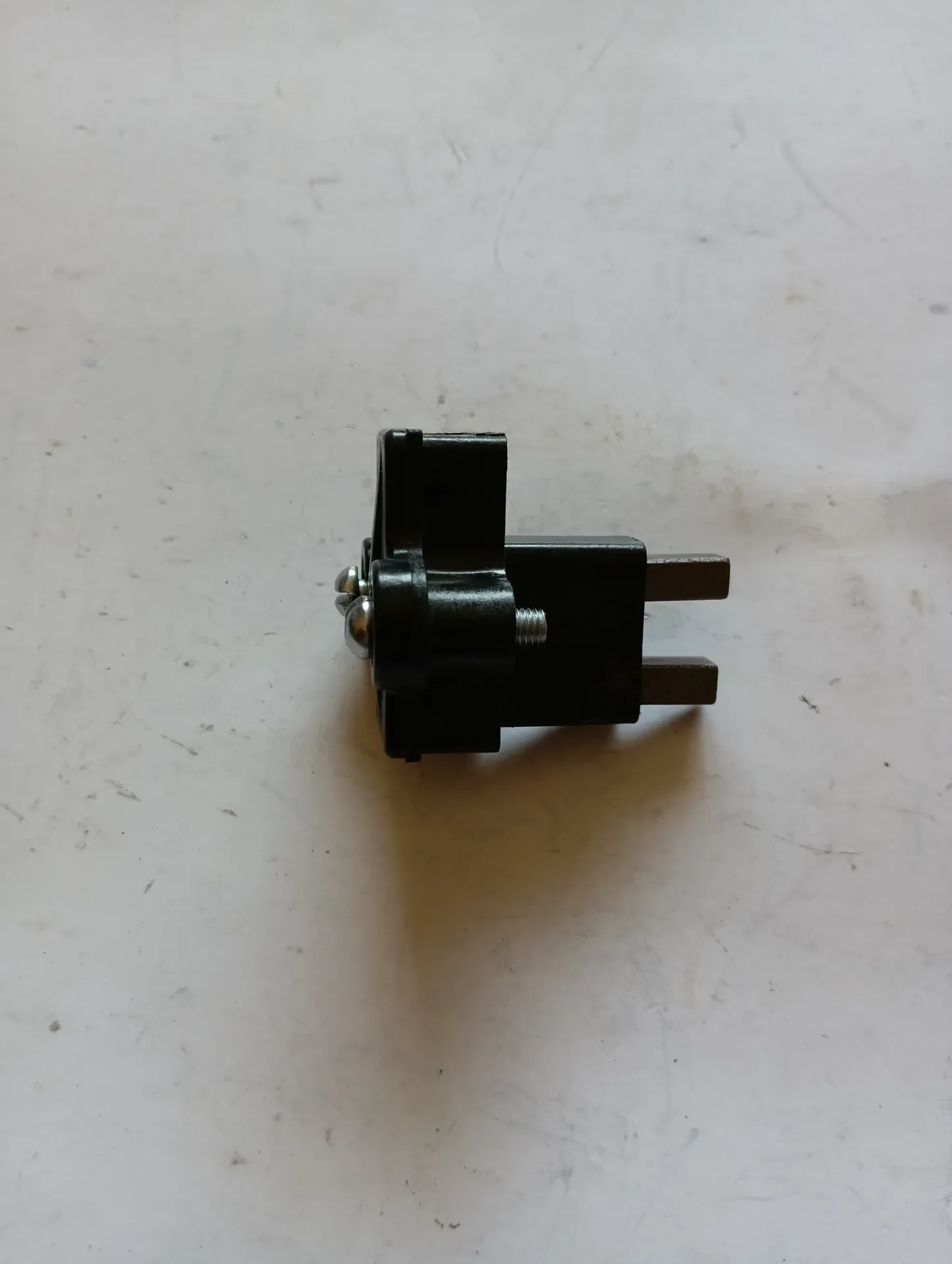 Щеткодержатель генератора УАЗ