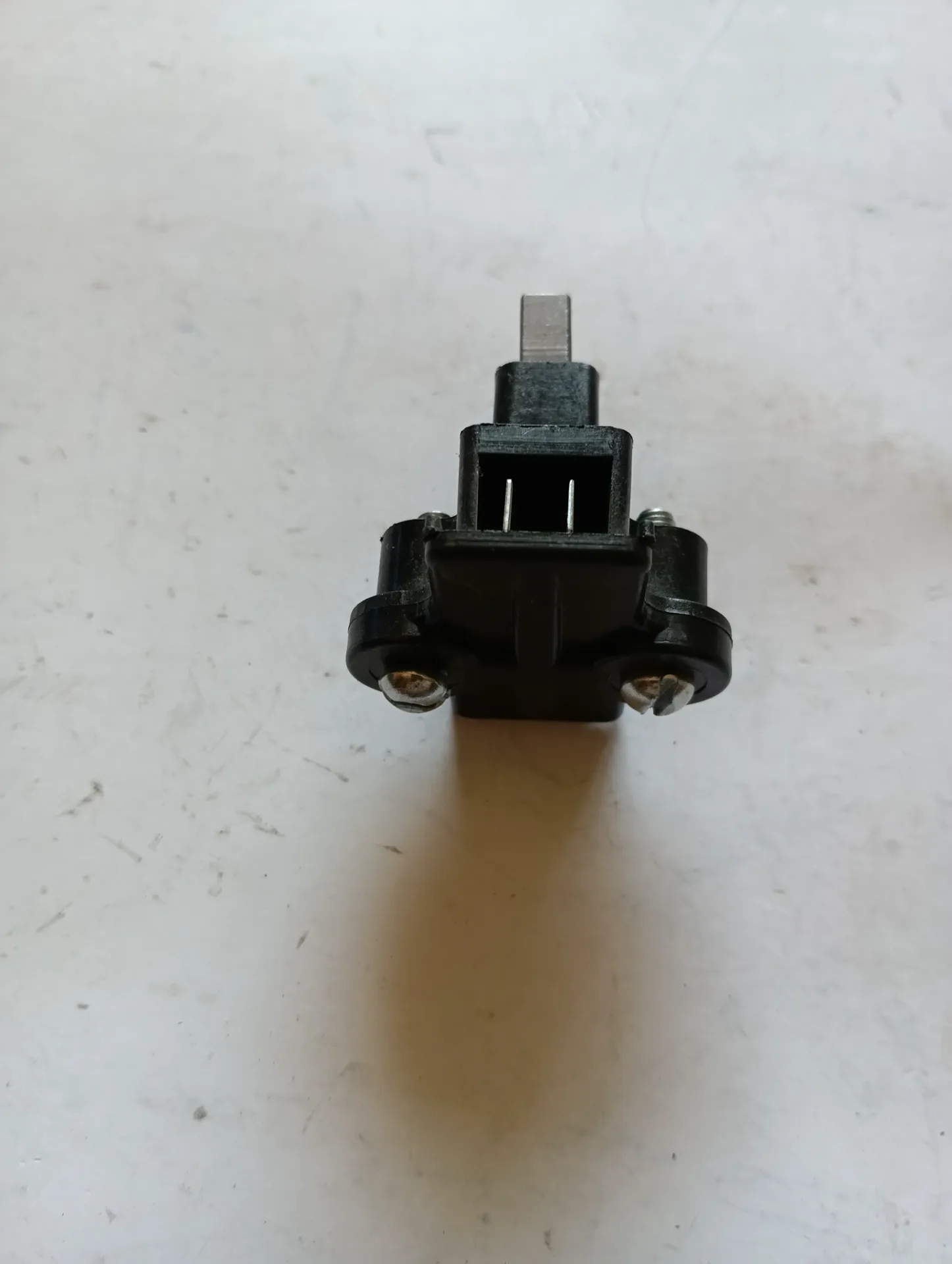 Щеткодержатель генератора УАЗ 3