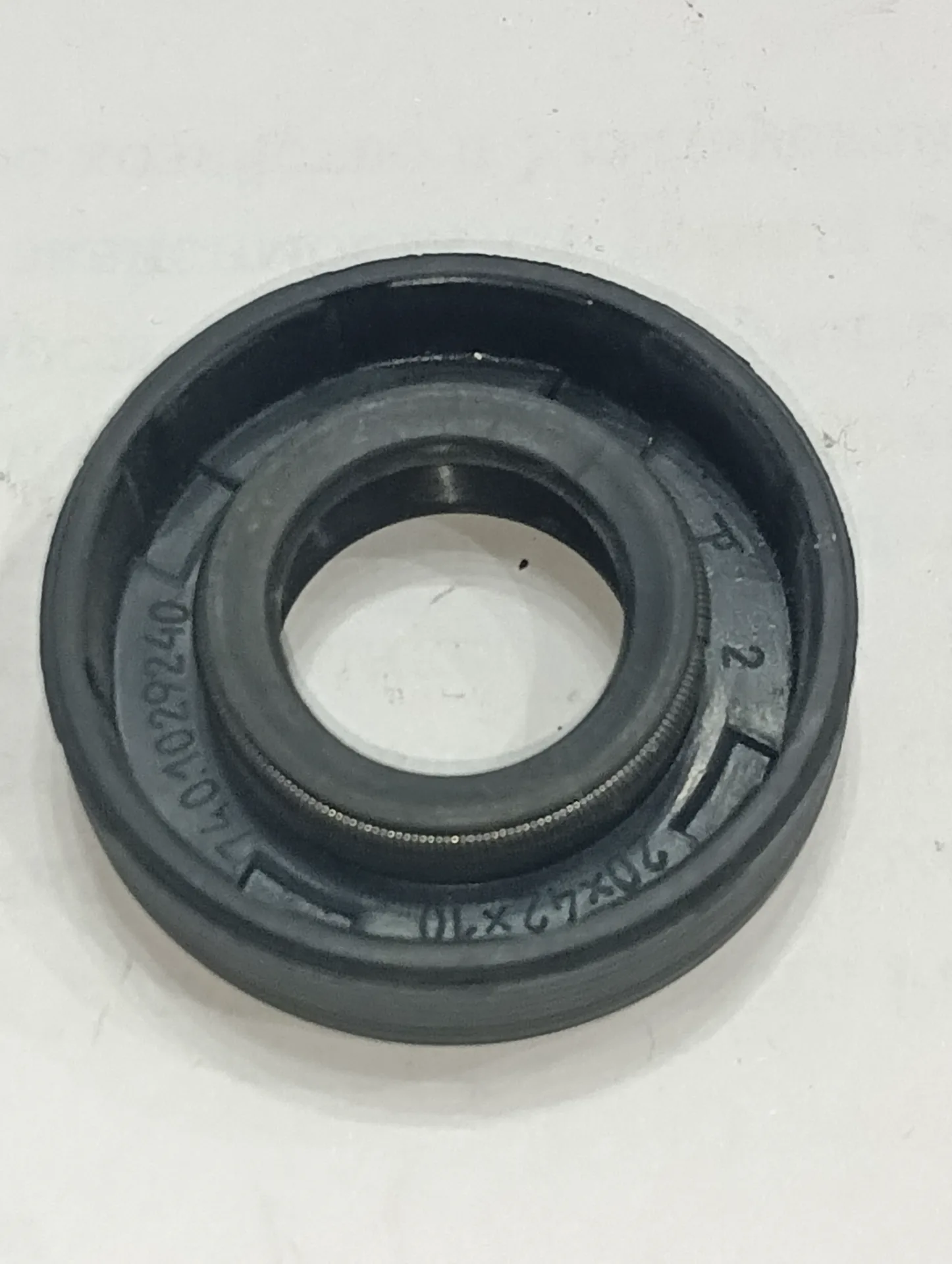 Сальник корпуса привода ТНВД КАМАЗ 20х42х10 2