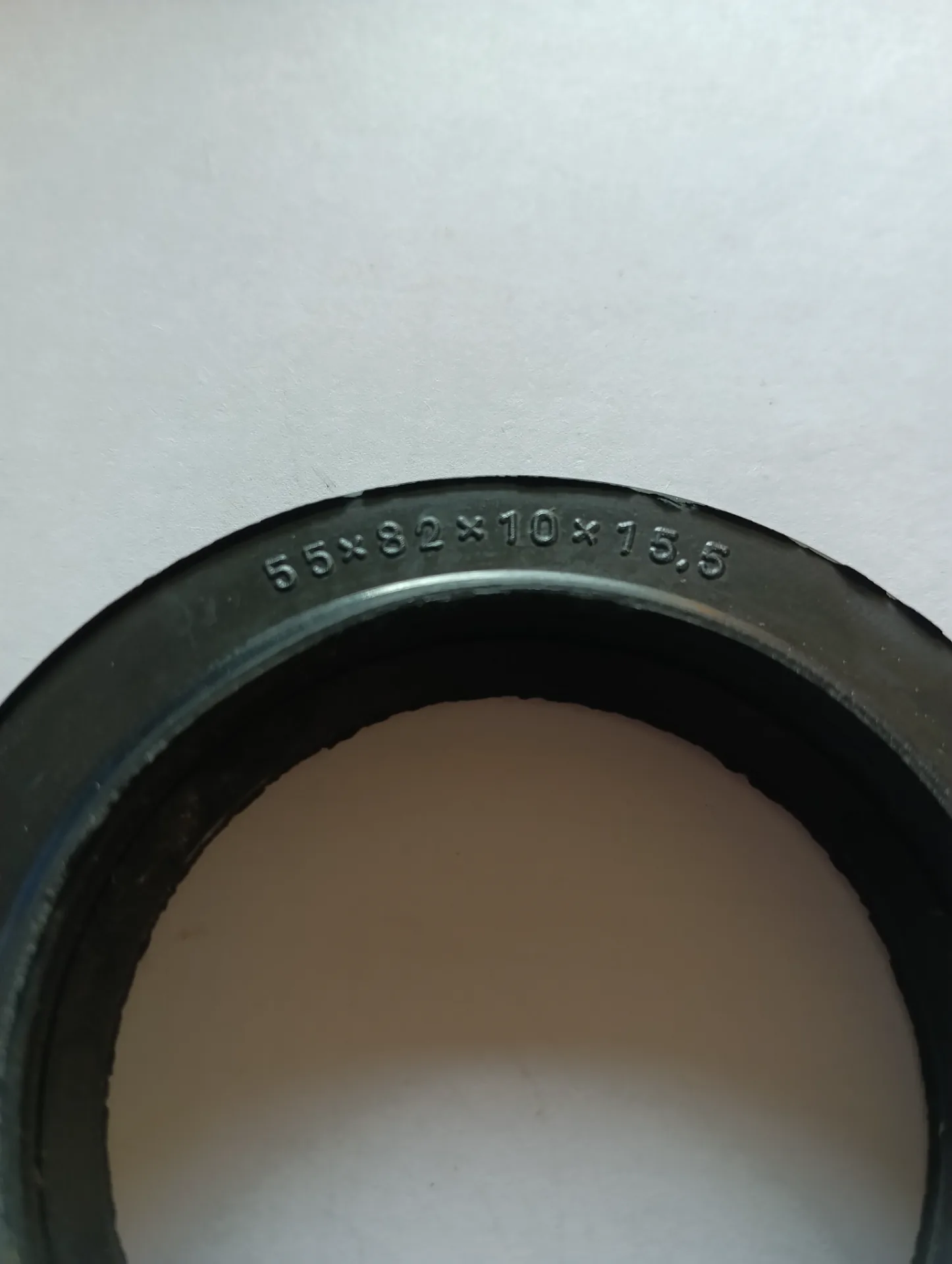 Сальник хвостовика редуктора ГАЗ 55х82х10х15,5 3