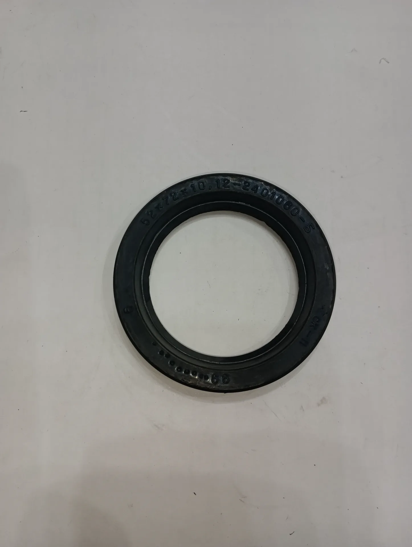 Сальник 52х72х10 Газ 24-10 полуоси