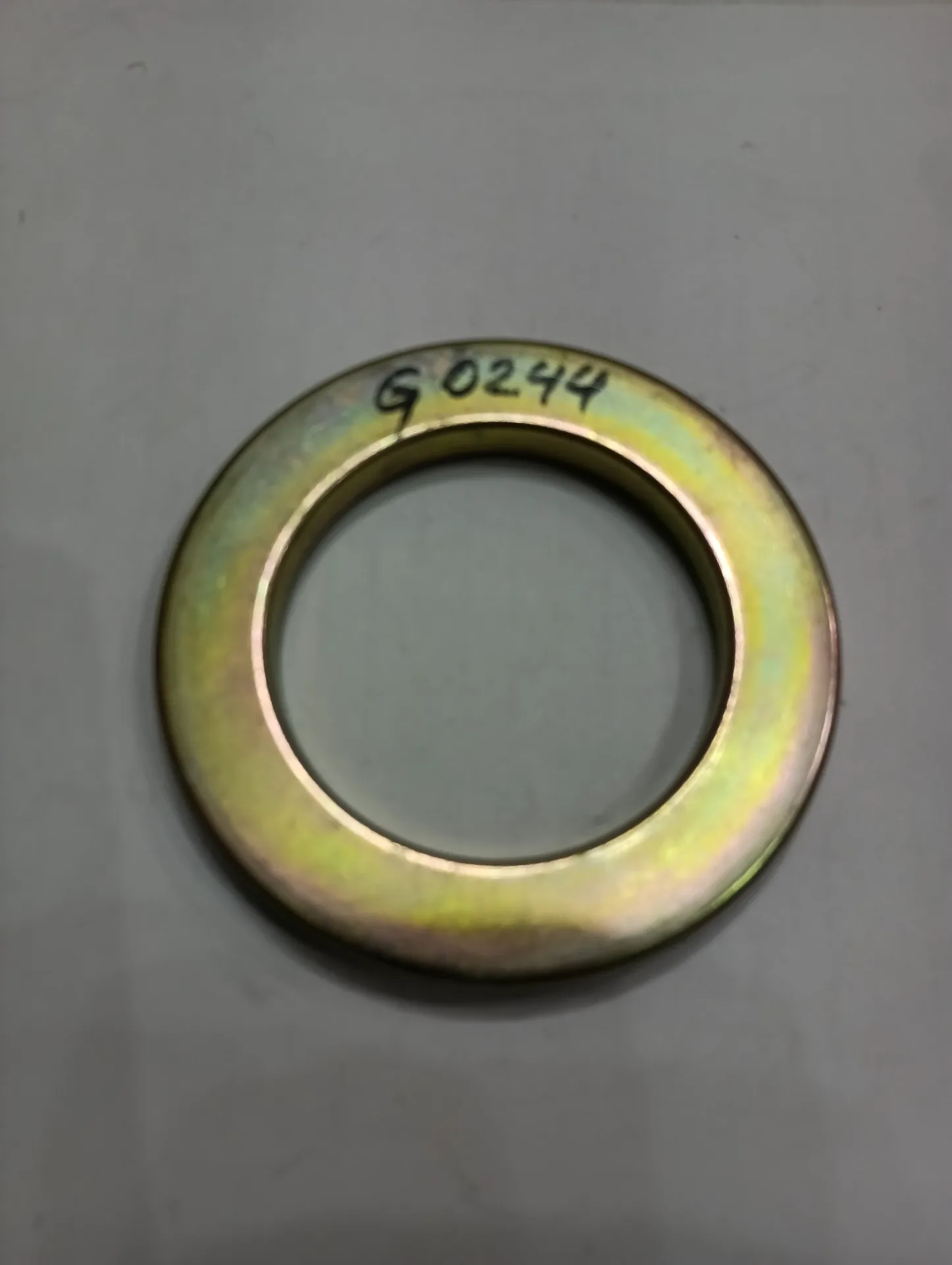 Манжета в металл оправе