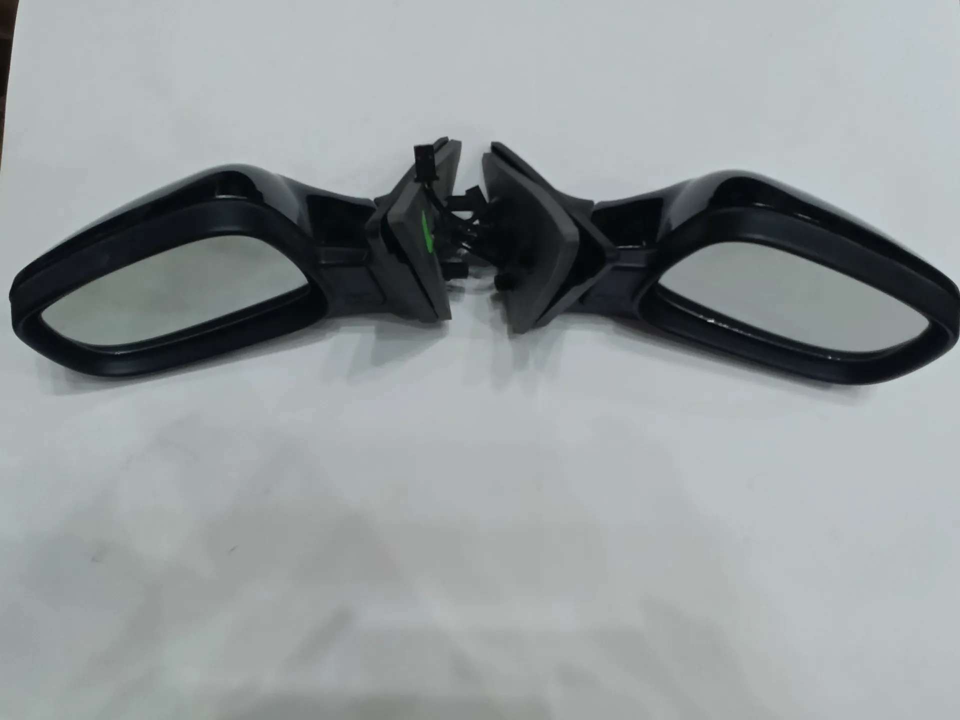 Зеркало ГАЗ-31105 н/о руч/пр с повт