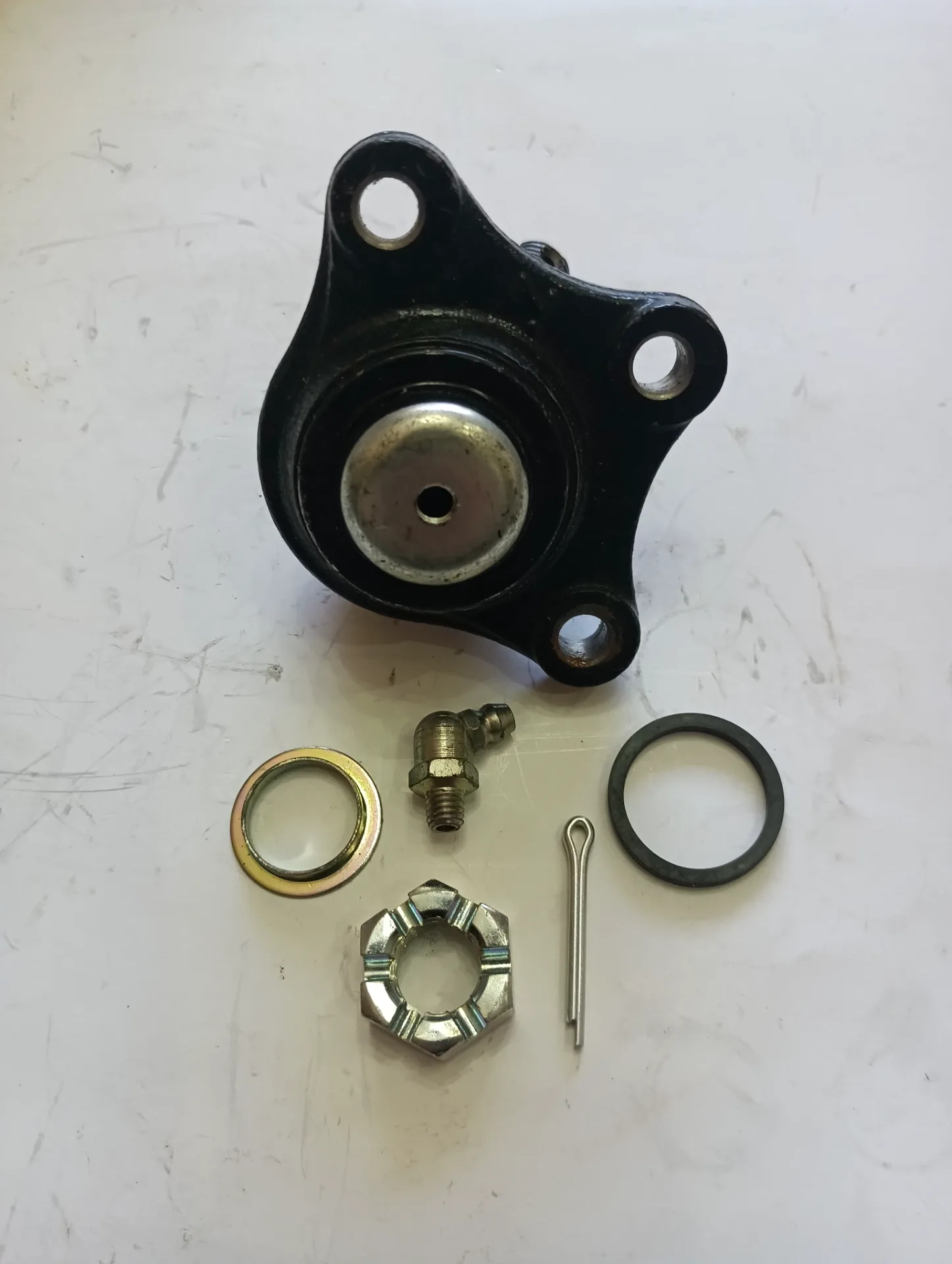 Опора шаровая ММС PAJERO/MONTERO/L200 3