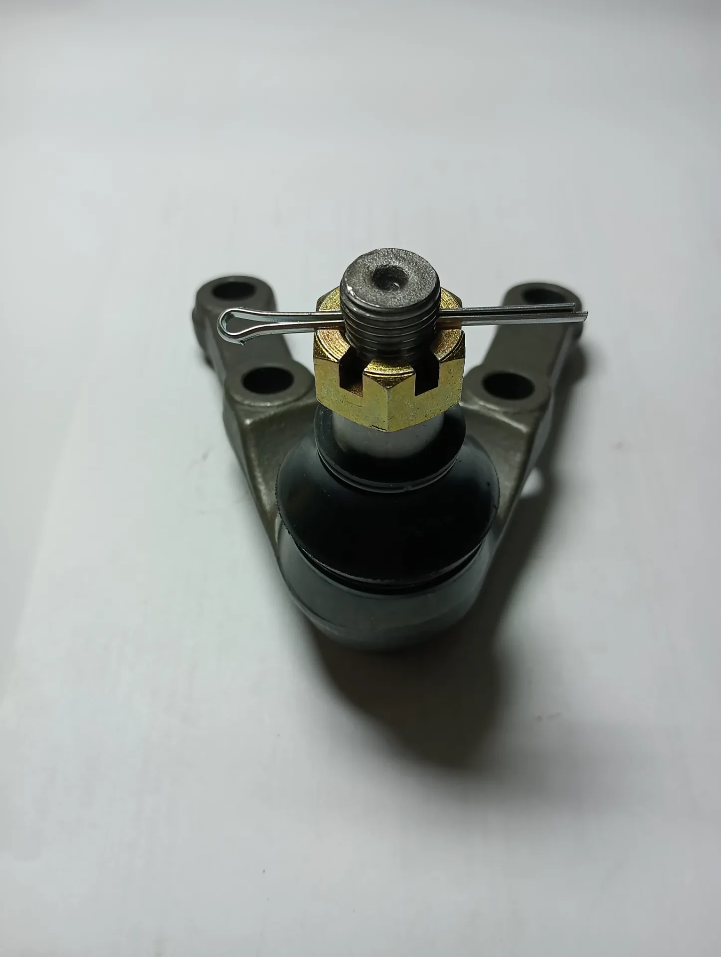 Опора шаровая ММС Паджеро, Монтеро 2