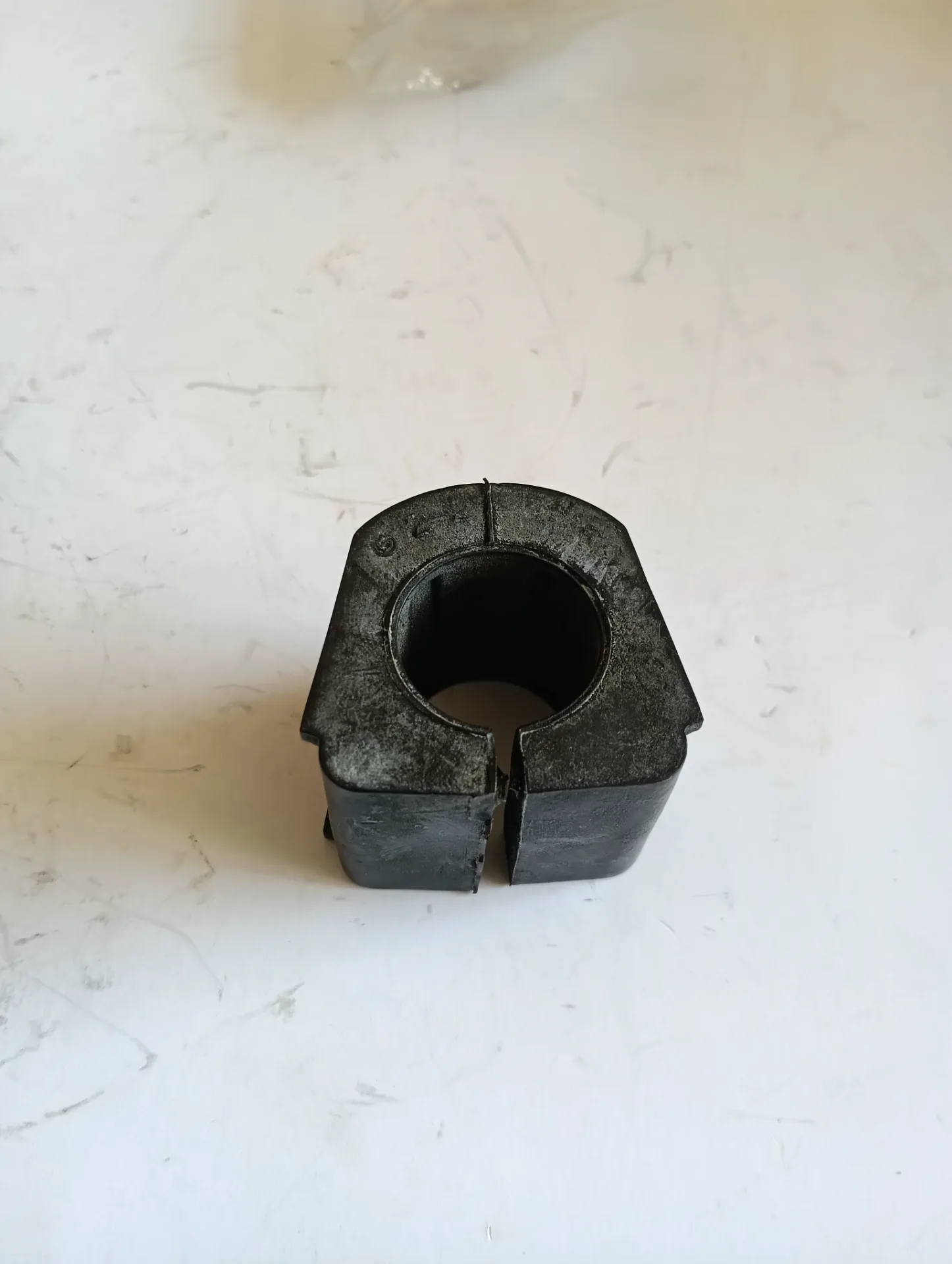 Втулка стабилизатора Mitsubishi Montero, Pajero