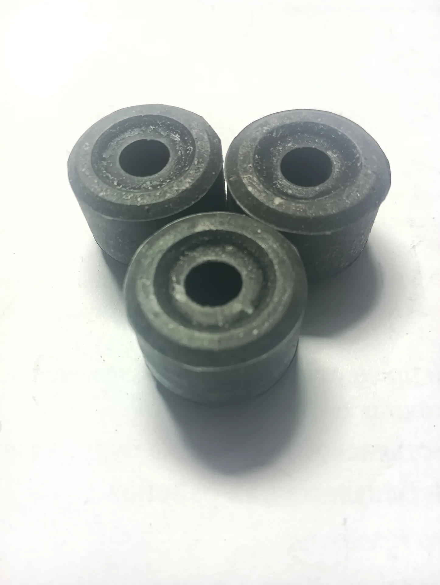 Втулка стабилизатора Тойота Hilux Surf, Land Cruiser Prado, Raum 2