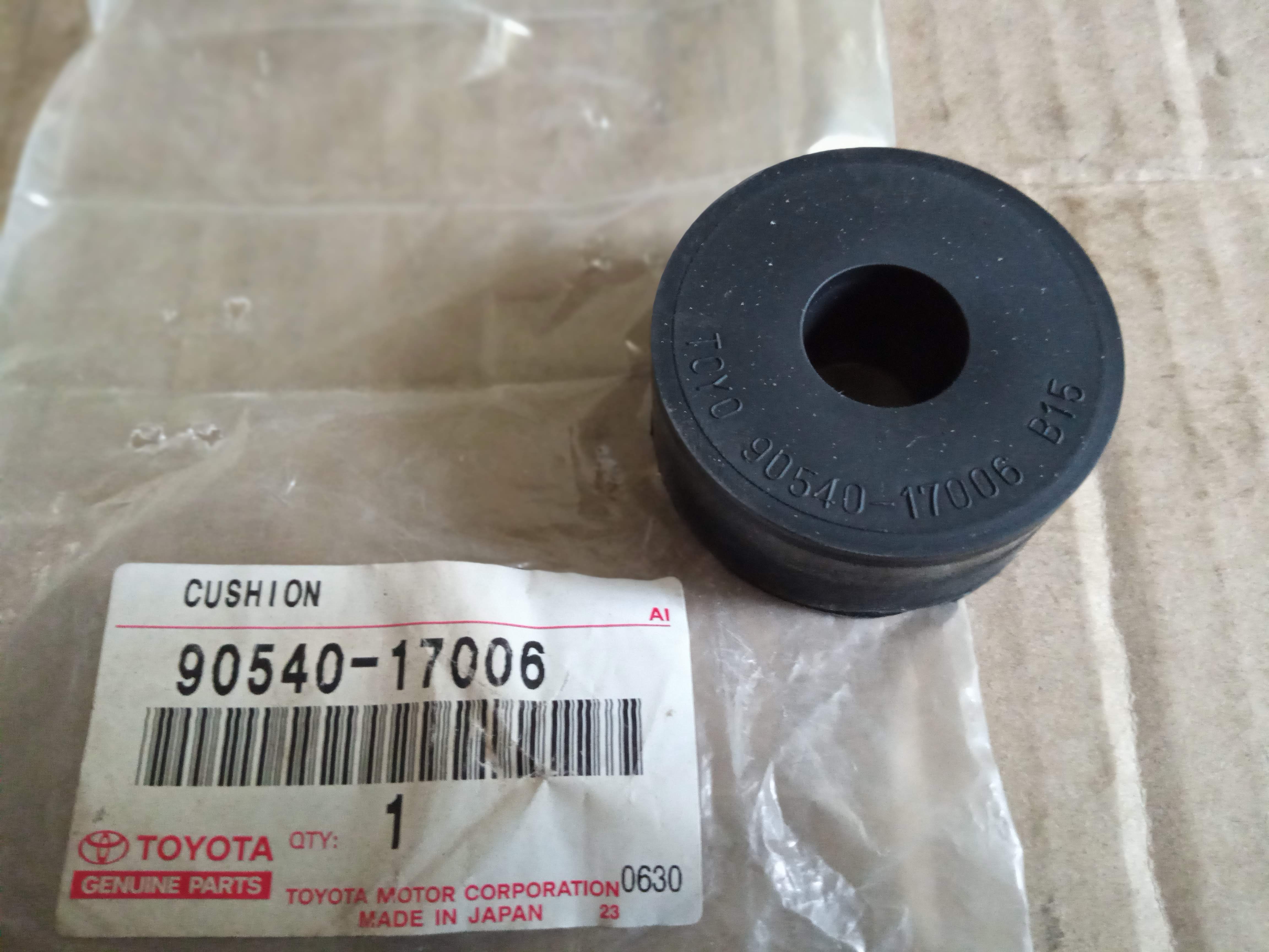 Втулки амортизатора TOYO 2