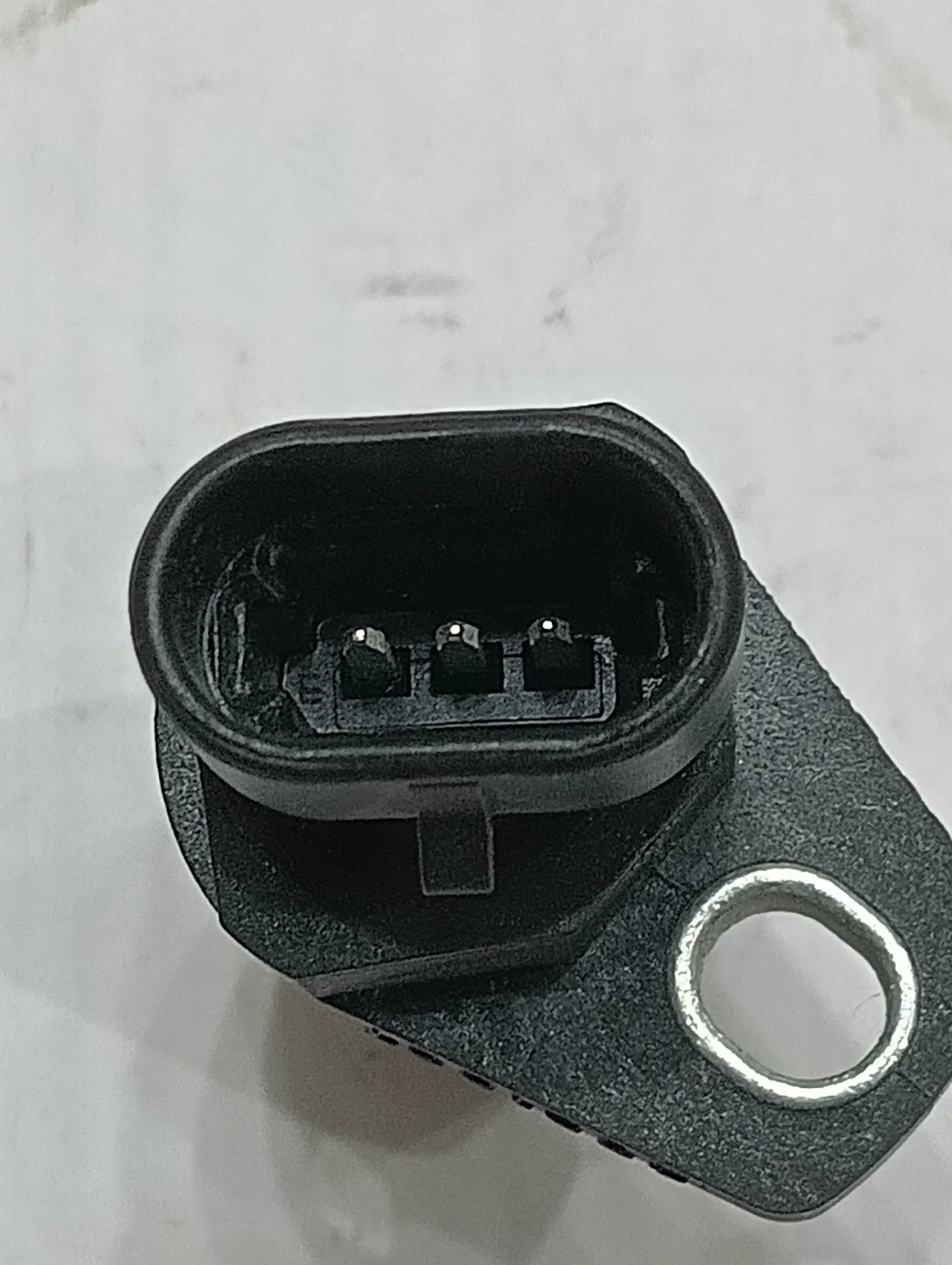 Датчик положения коленвала Cummins 3