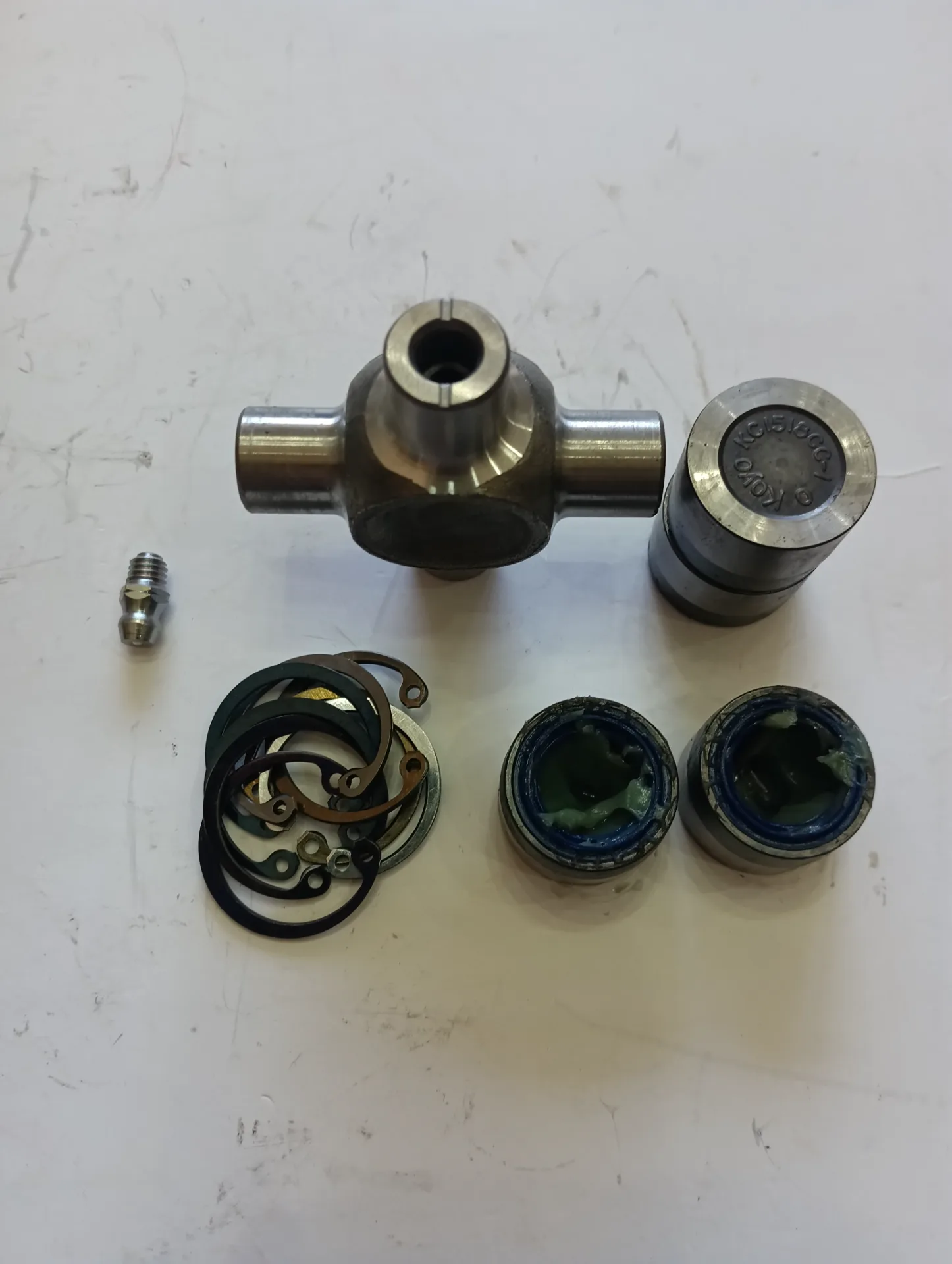 Крестовина Mitsubishi Pajero 2