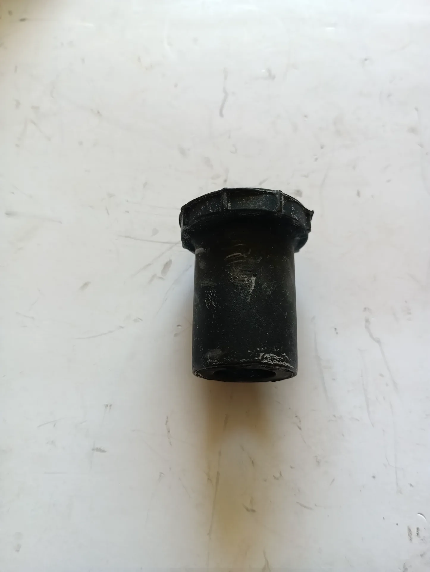 Втулка рессоры MITSUBISHI PAJERO 4