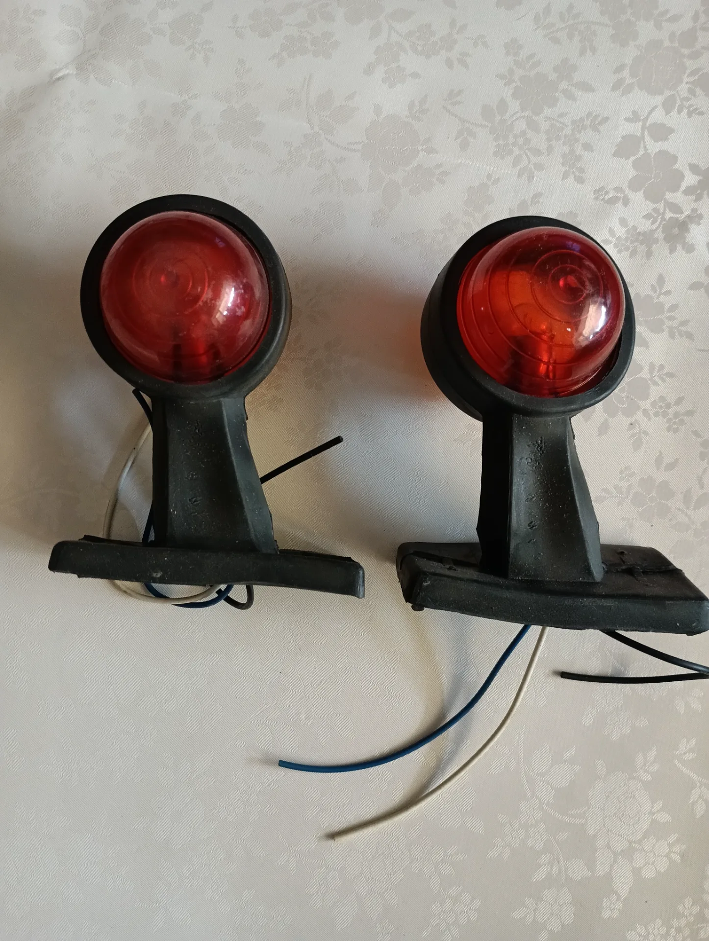 Фонарь боковой габаритный на ножке 3